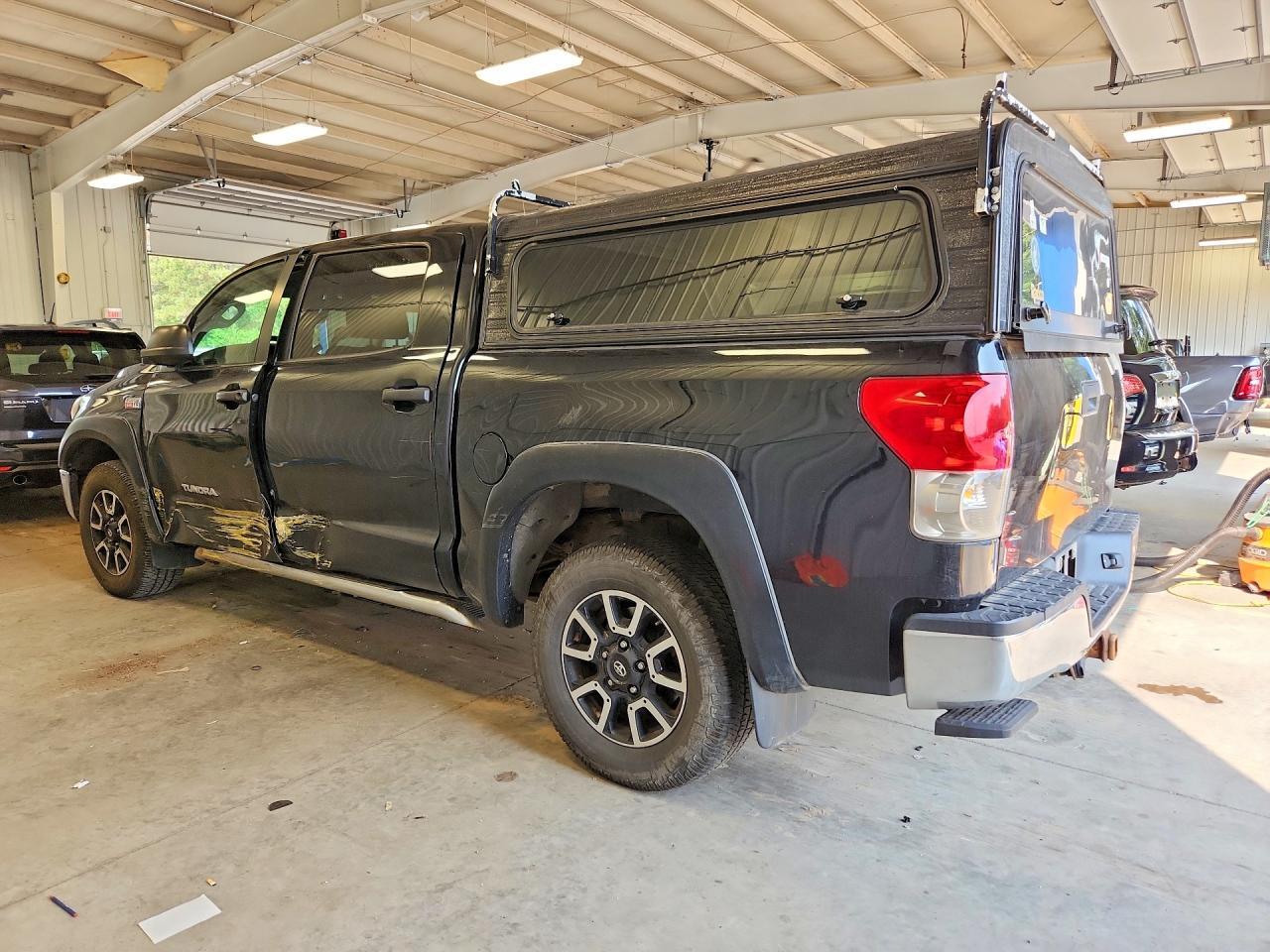 2009 TOYOTA TUNDRA GRADE — Фото 2 из 12