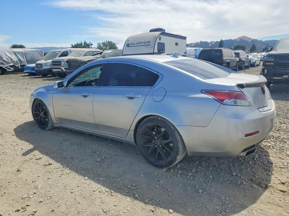 2013 ACURA TL — Фото 2 из 14