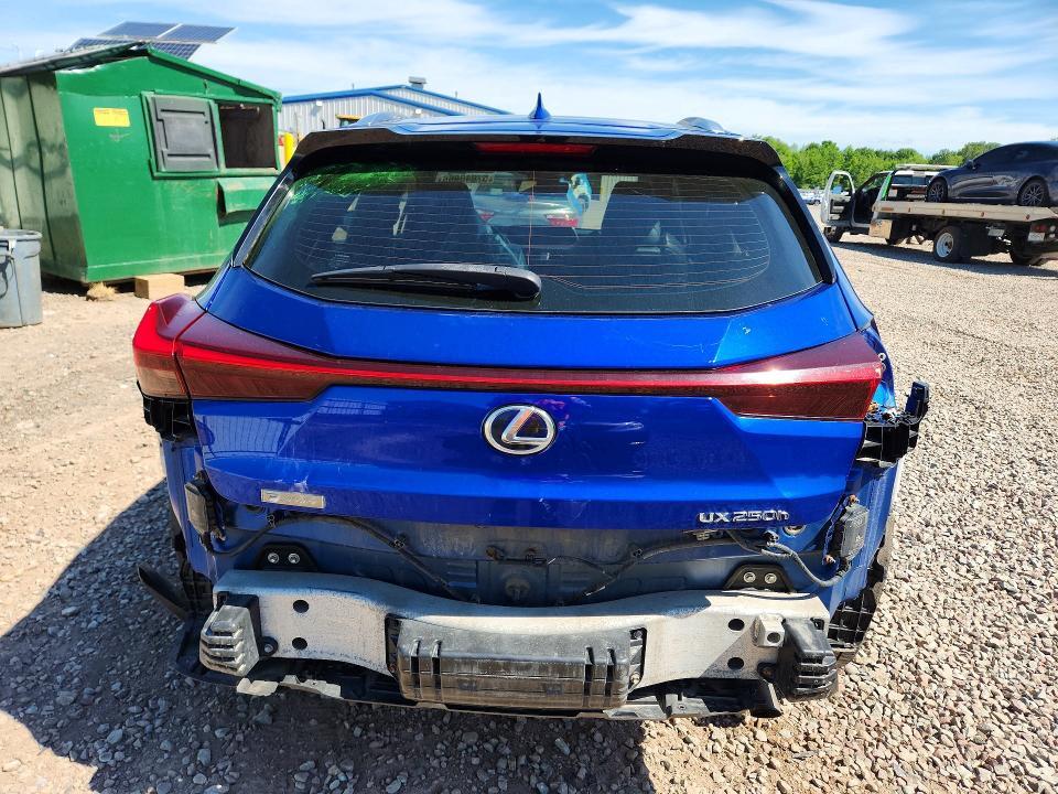 2020 LEXUS UX 250H — Фото 6 из 13