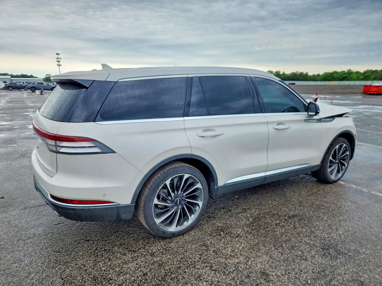 2020 LINCOLN AVIATOR RESERVE — Фото 3 из 13
