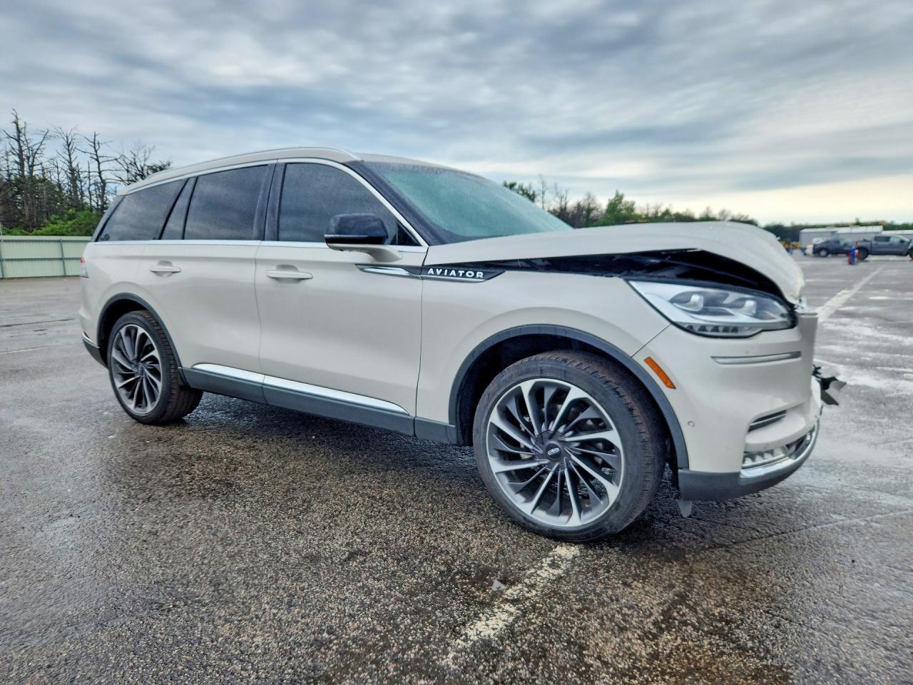 2020 LINCOLN AVIATOR RESERVE — Фото 4 из 13