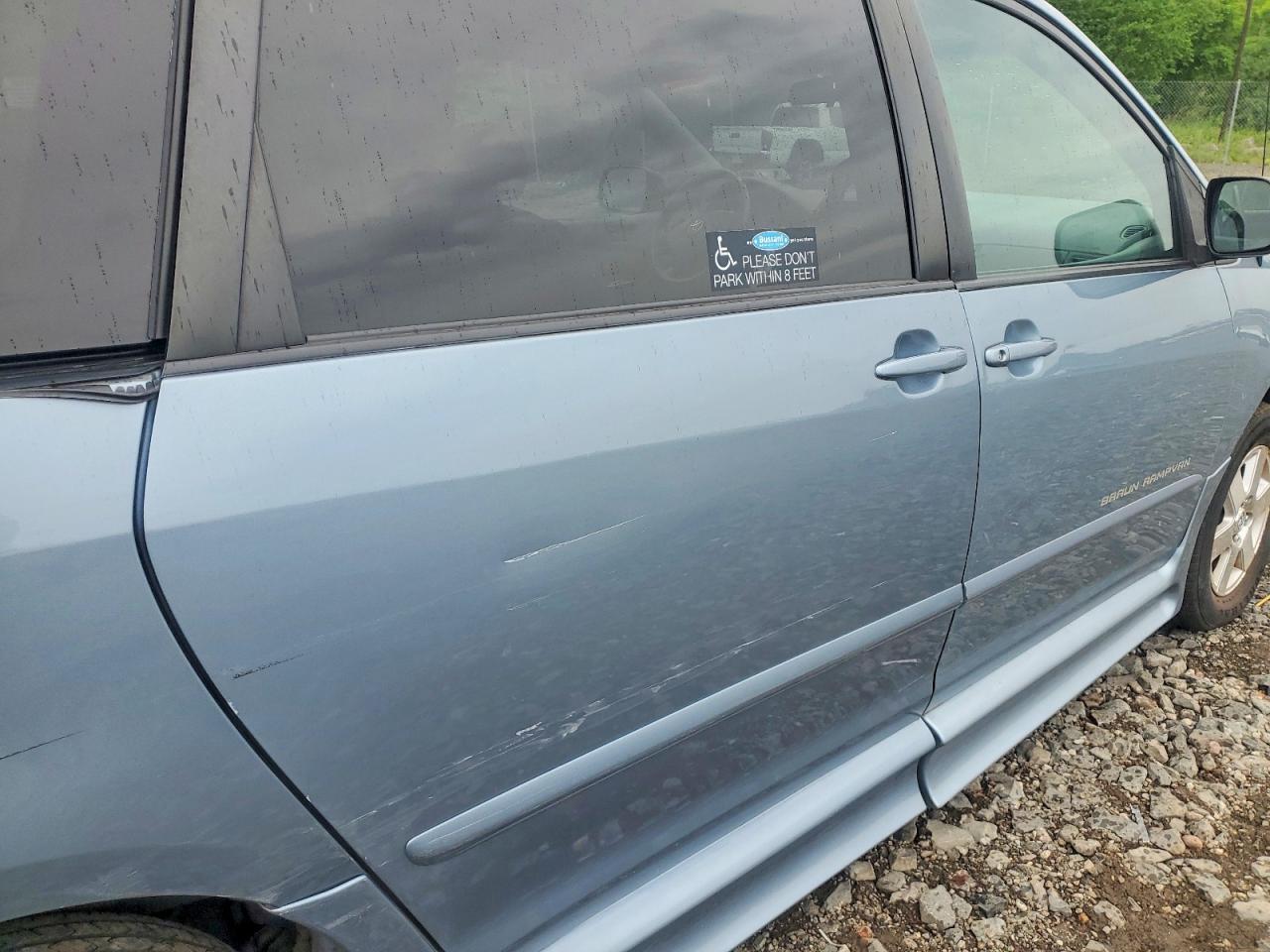 2006 TOYOTA SIENNA LE 8 PASSENGER — Фото 11 из 13
