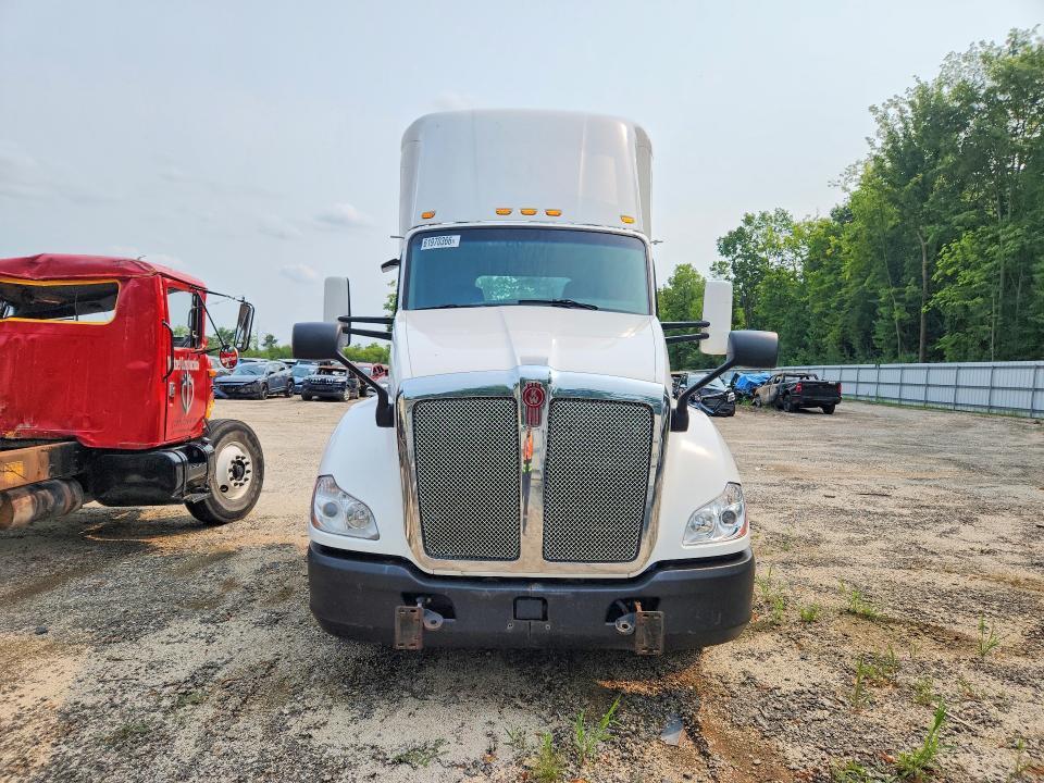2016 KENWORTH CONSTRUCTION T680 — Фото 5 из 12