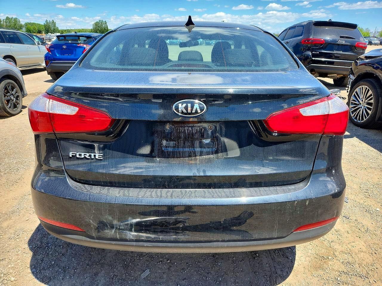 2016 KIA FORTE LX — Фото 6 из 13