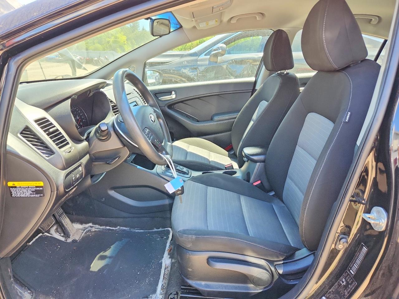 2016 KIA FORTE LX — Фото 7 из 13