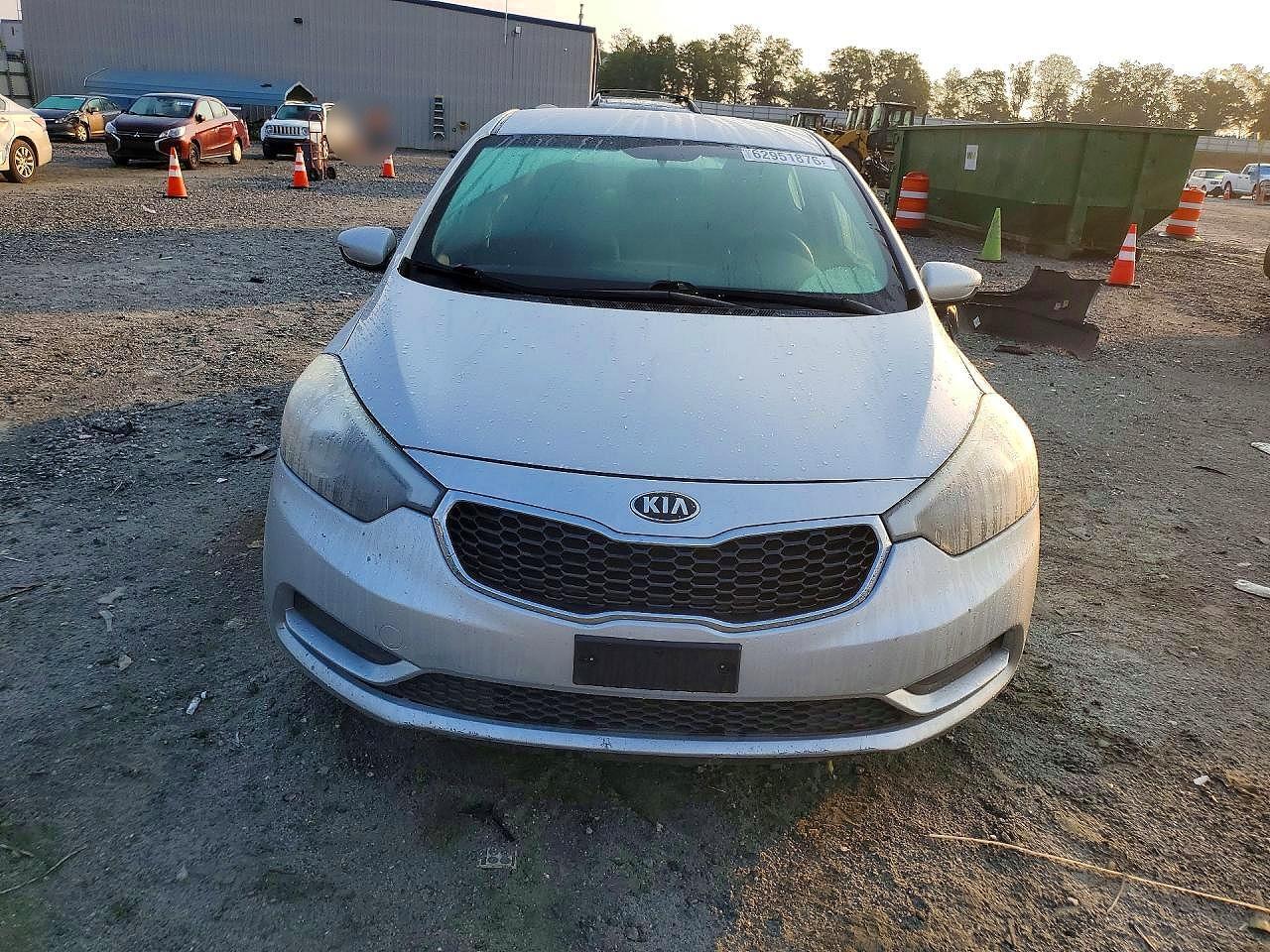 2016 KIA FORTE LX — Фото 5 из 12