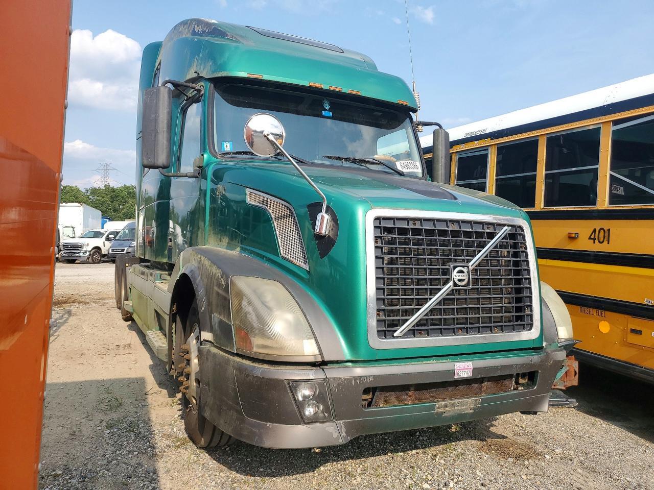 2006 VOLVO VN VNL — Фото 4 из 14
