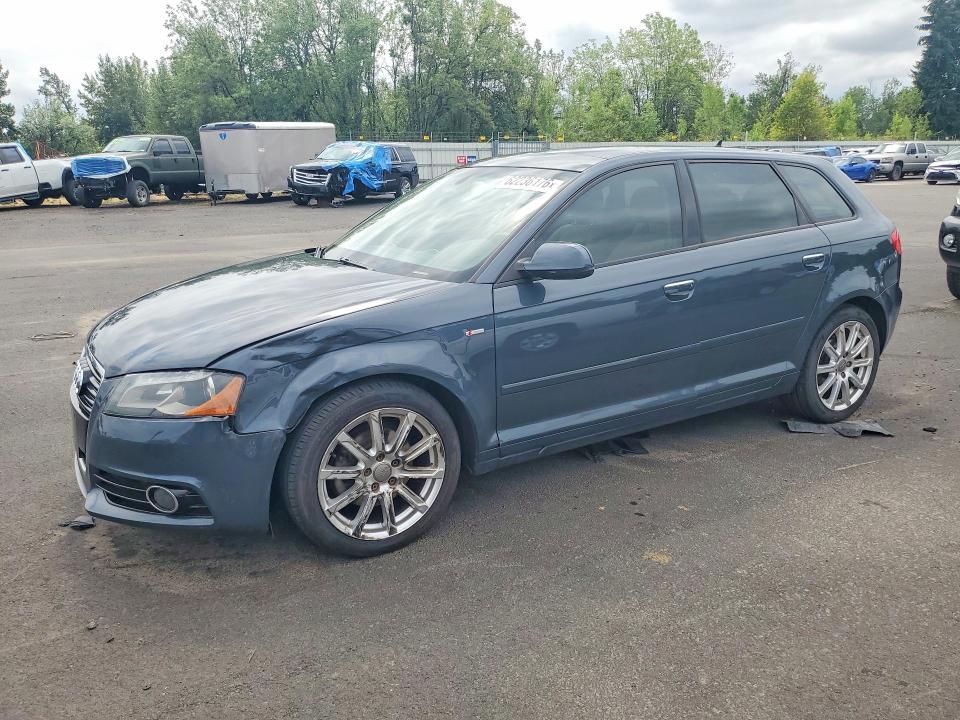2013 AUDI A3 WAUKJAFM7DA017252