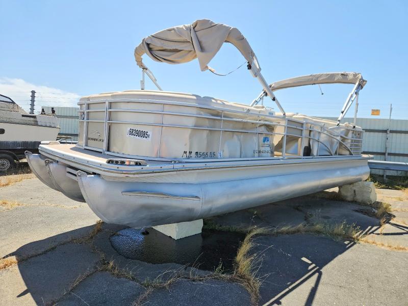 2013 BENNINGTON MARINE BOAT — Фото 2 из 10