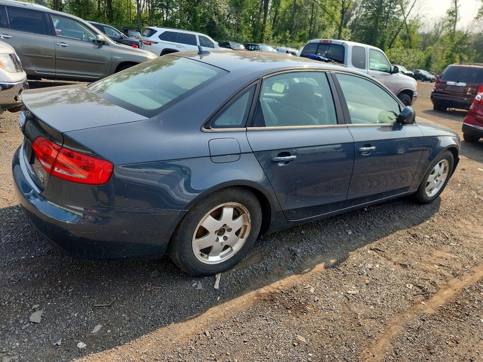 2010 AUDI A4 PREMIUM — Фото 3 из 12