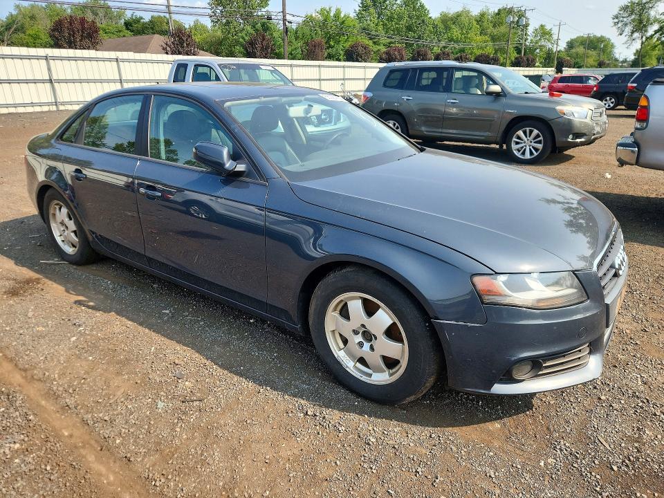 2010 AUDI A4 PREMIUM — Фото 4 из 12
