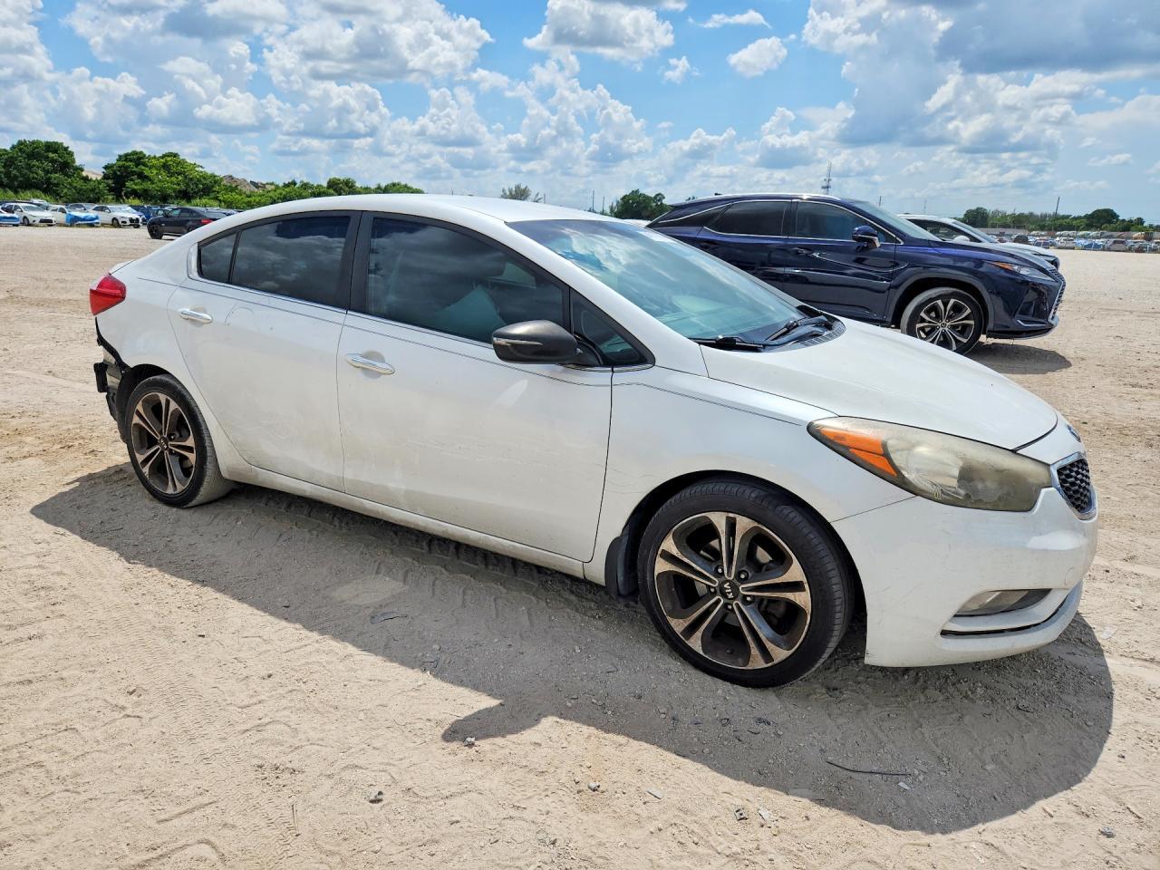 2016 KIA FORTE EX — Фото 4 из 13