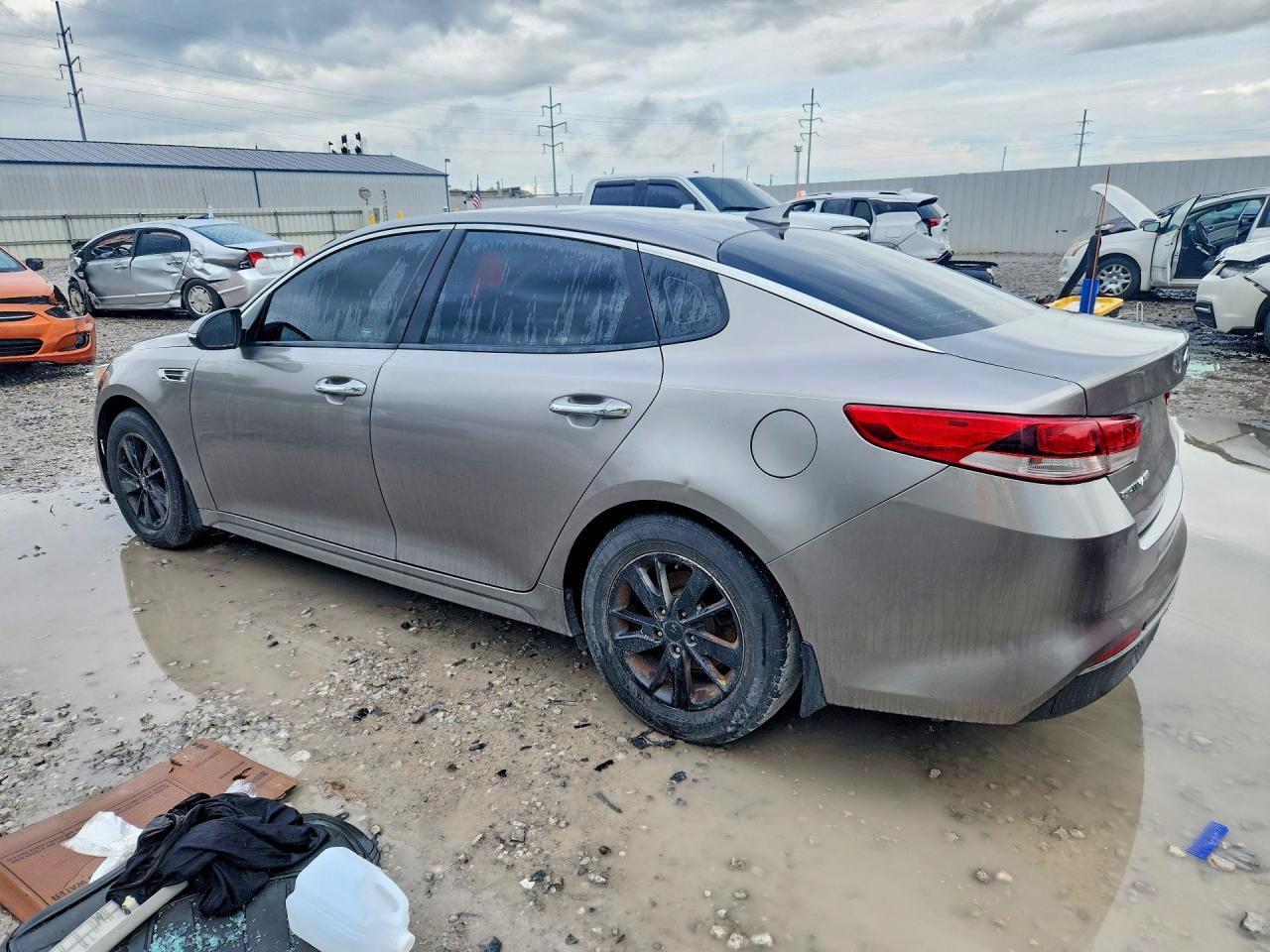 2016 KIA OPTIMA LX — Фото 2 из 12