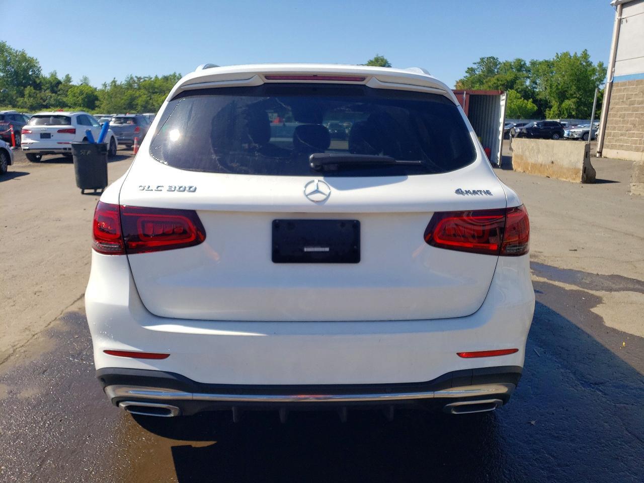 2020 MERCEDES-BENZ GLC 300 4MATIC — Фото 6 из 12