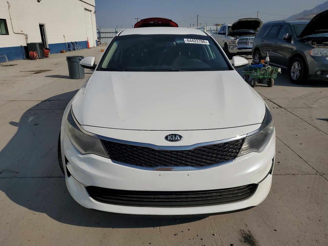2016 KIA OPTIMA LX — Фото 5 из 12