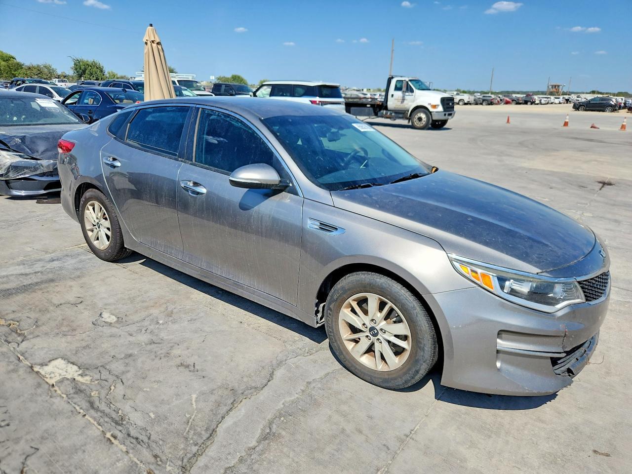 2016 KIA OPTIMA LX — Фото 4 из 12