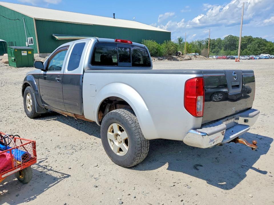 2007 NISSAN FRONTIER SE — Фото 2 из 12
