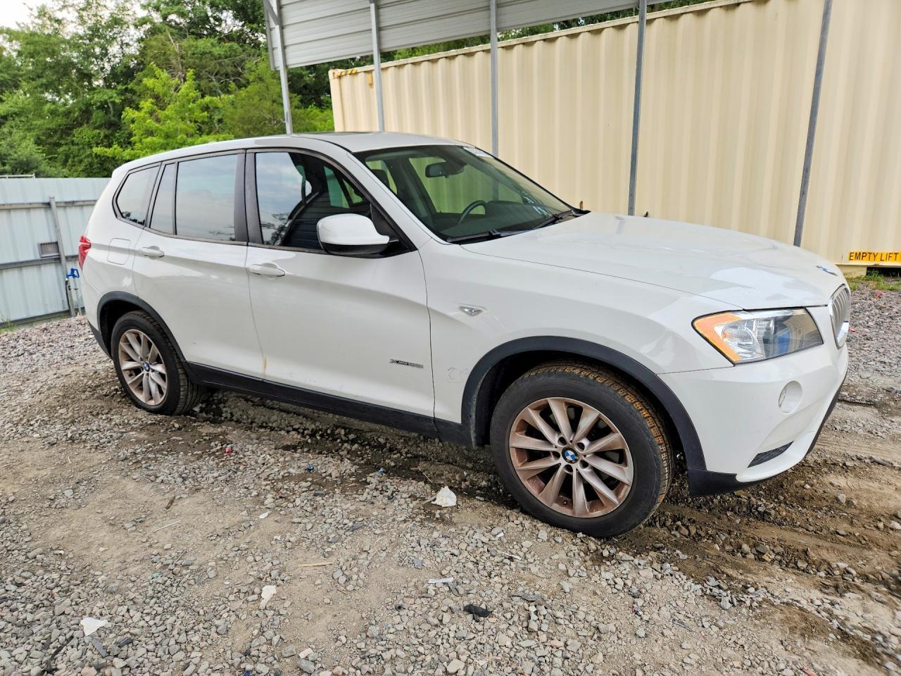 2013 BMW X3 XDRIVE28I — Фото 4 из 13