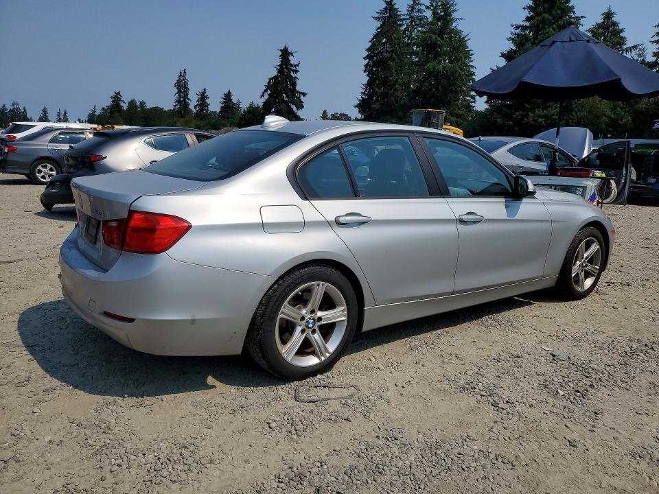 WBA3B3C55DF540895 2013 BMW 328 photo no. 3