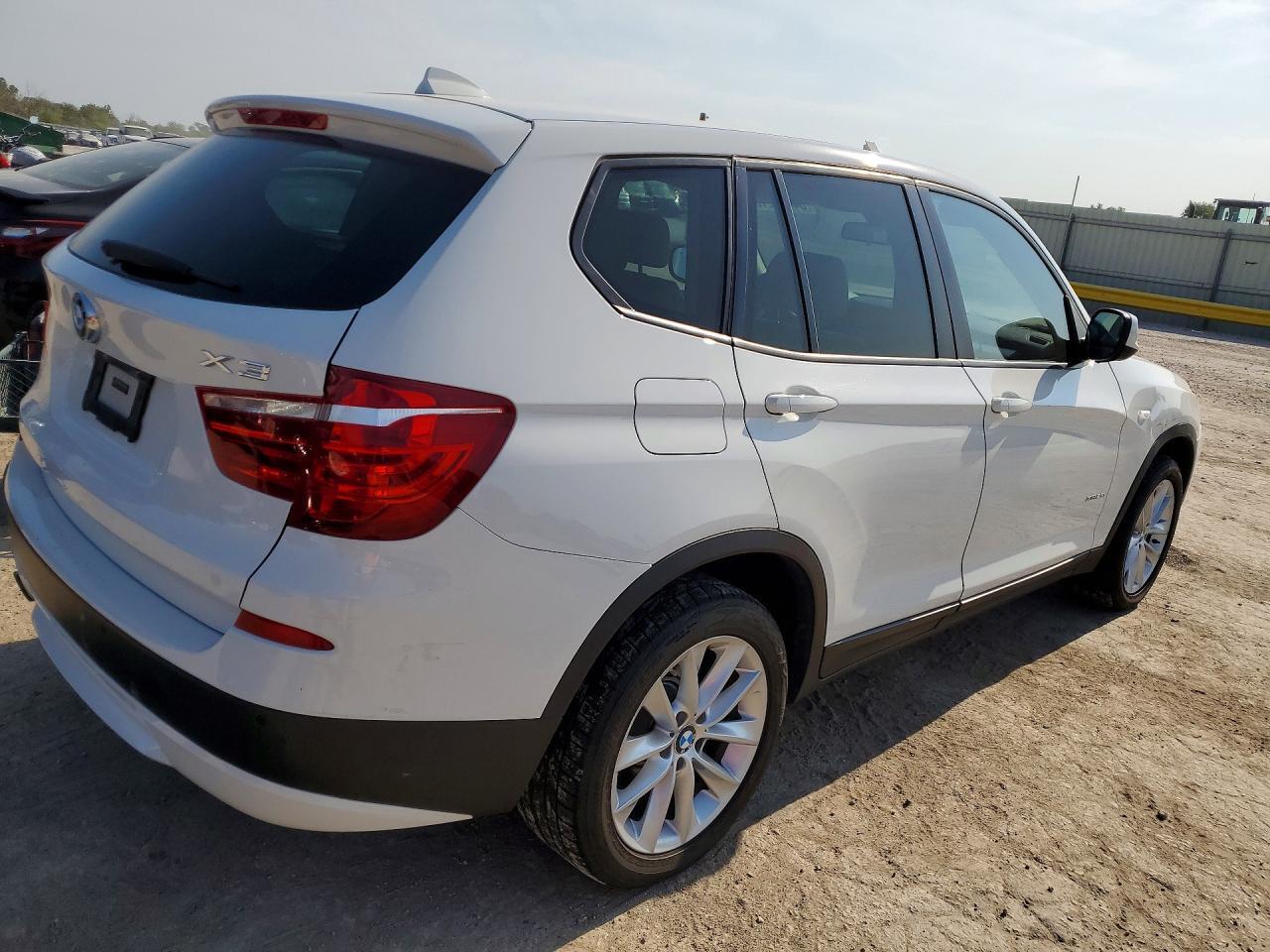 2013 BMW X3 XDRIVE28I — Фото 3 из 13