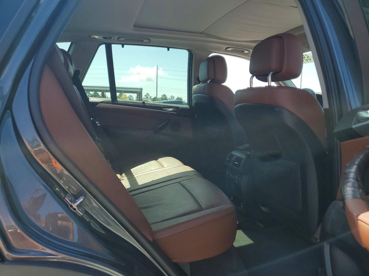 2013 BMW X5 XDRIVE35I — Фото 11 из 13