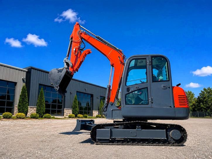 2024 OTHERS 6 TON MINI EXCAVATOR — Фото 4 из 10