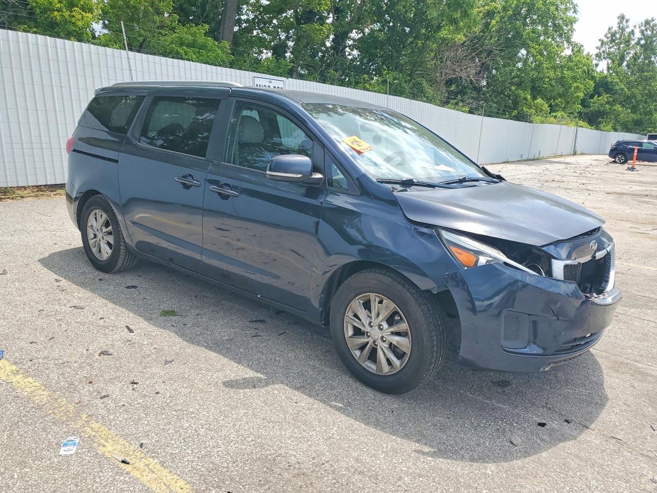 2016 KIA SEDONA LX — Фото 4 из 13