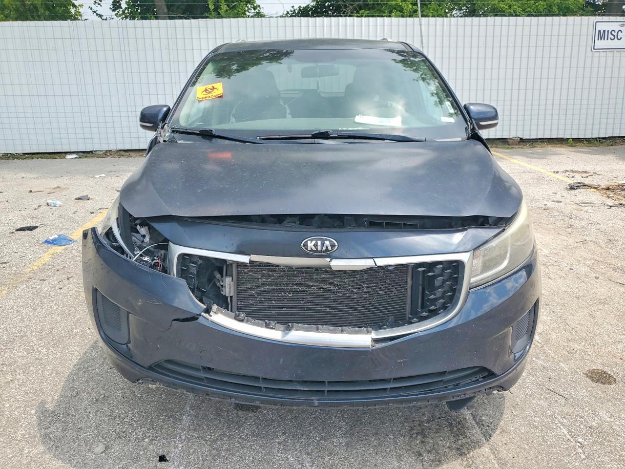 2016 KIA SEDONA LX — Фото 5 из 13