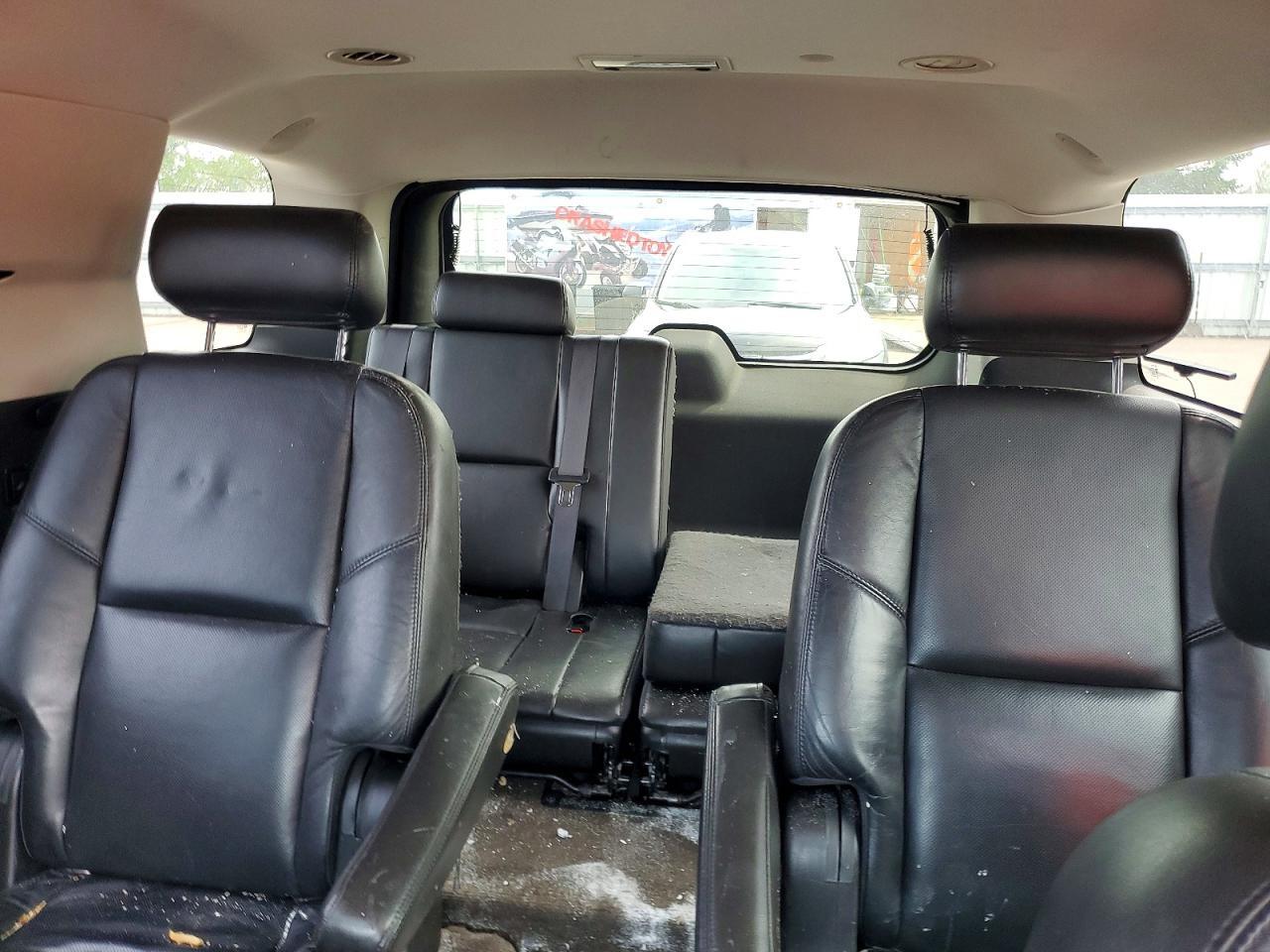2010 CADILLAC ESCALADE PREMIUM — Фото 10 из 13
