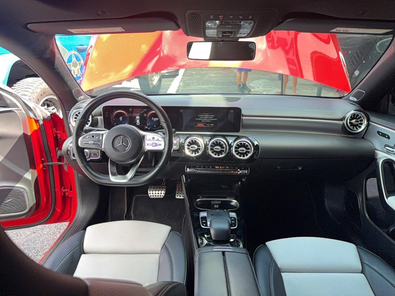 2020 MERCEDES-BENZ CLA 250 4MATIC — Фото 9 из 10