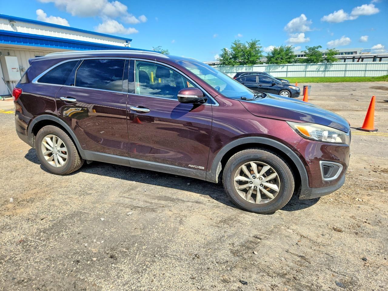 2016 KIA SORENTO LX V6 — Фото 4 из 13