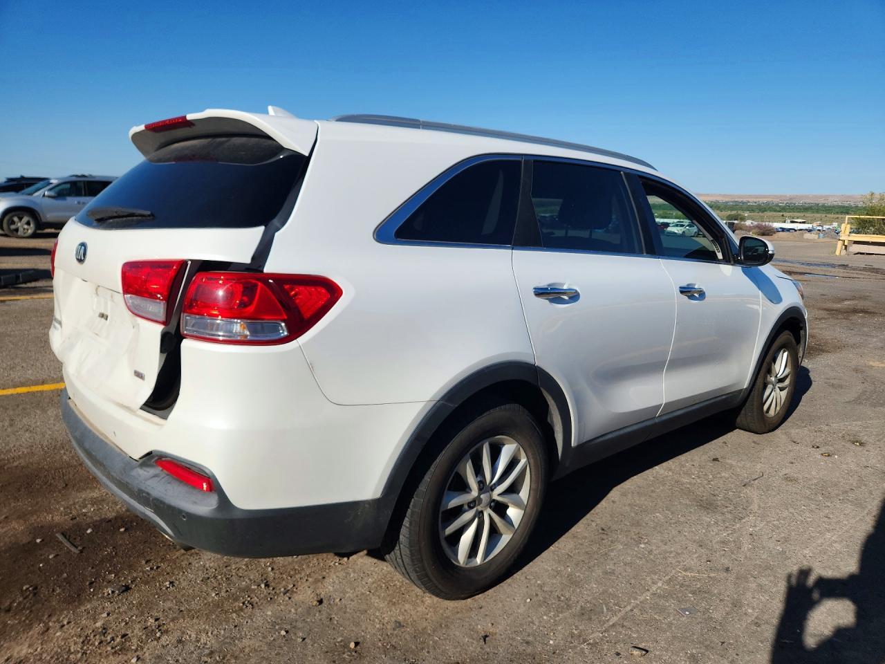 2016 KIA SORENTO LX — Фото 3 из 13