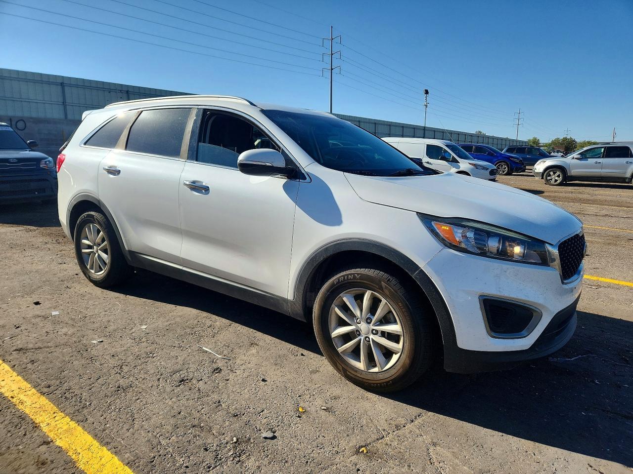 2016 KIA SORENTO LX — Фото 4 из 13