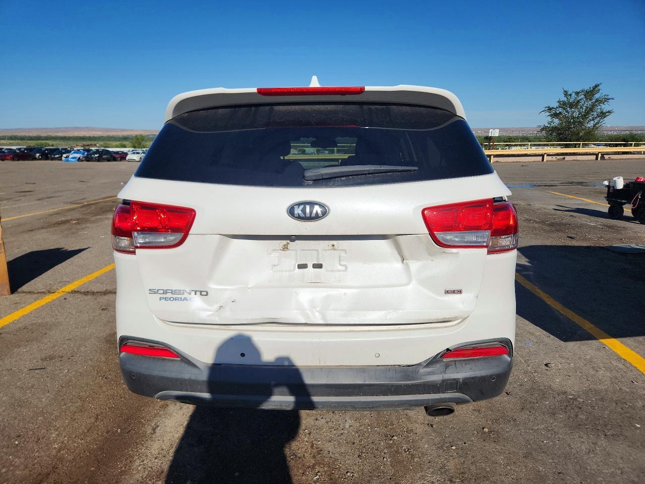 2016 KIA SORENTO LX — Фото 6 из 13