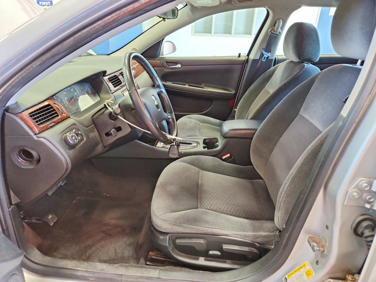 2010 CHEVROLET IMPALA LT — Фото 7 из 12