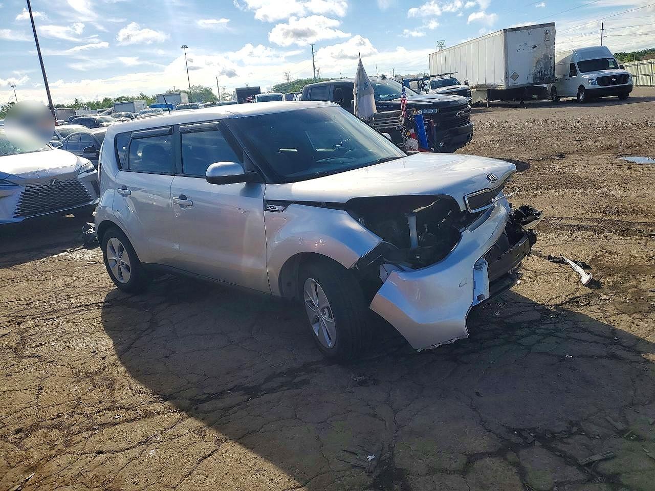 2016 KIA SOUL BASE — Фото 4 из 13