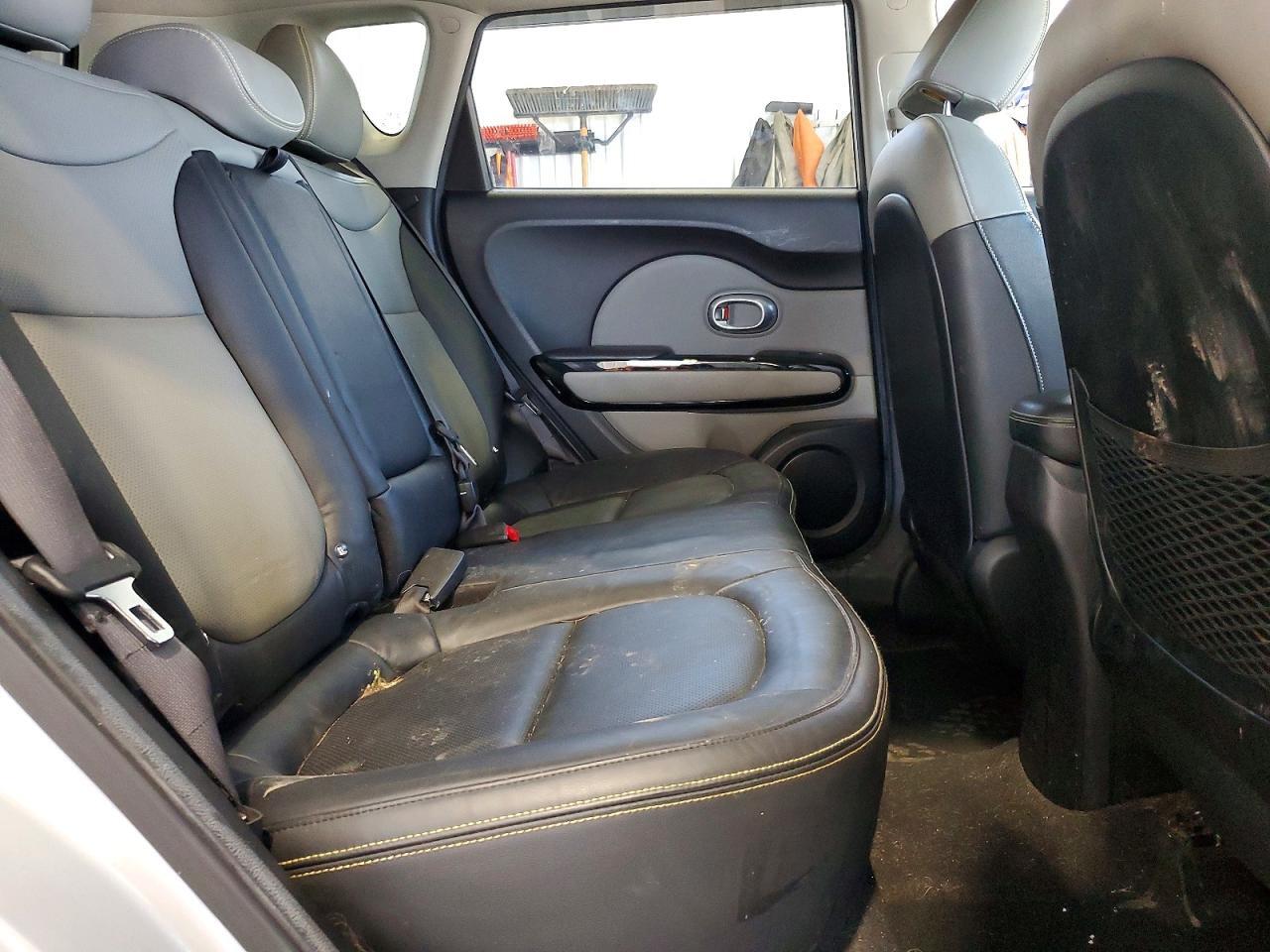 2016 KIA SOUL + — Фото 11 из 13