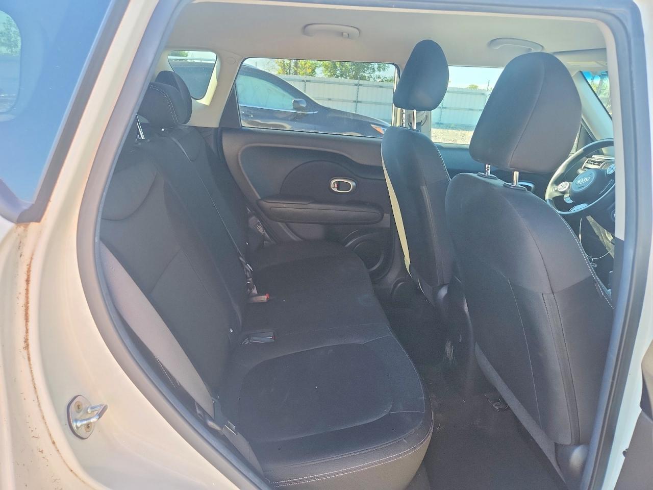2016 KIA SOUL BASE — Фото 10 из 12