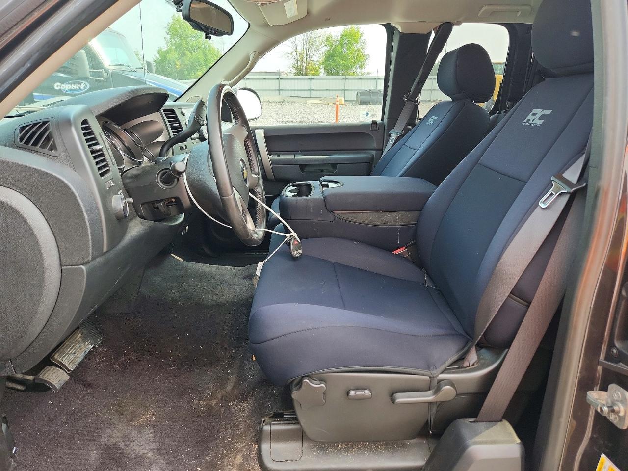 2010 CHEVROLET SILVERADO K1500 LT — Фото 7 из 12