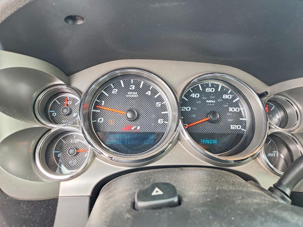 2010 CHEVROLET SILVERADO K1500 LT — Фото 9 из 12