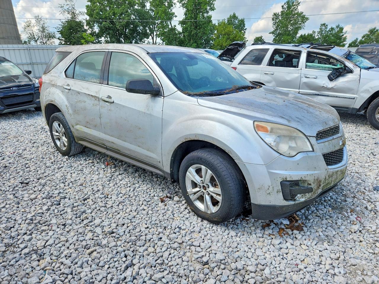 2010 CHEVROLET EQUINOX LS — Фото 4 из 13