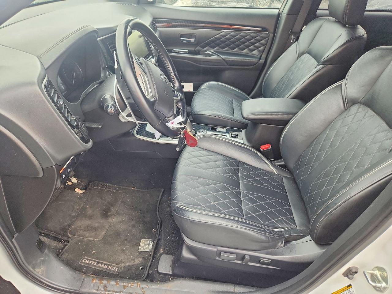 2020 MITSUBISHI OUTLANDER SEL — Фото 7 из 12