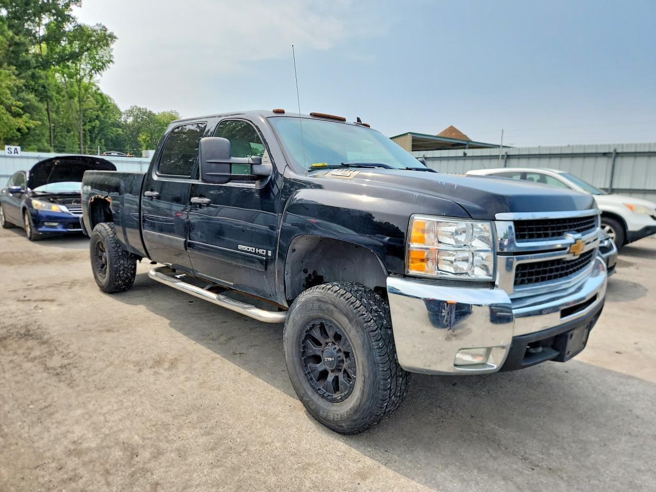 2007 CHEVROLET SILVERADO K2500 HEAVY DUTY — Фото 4 из 12