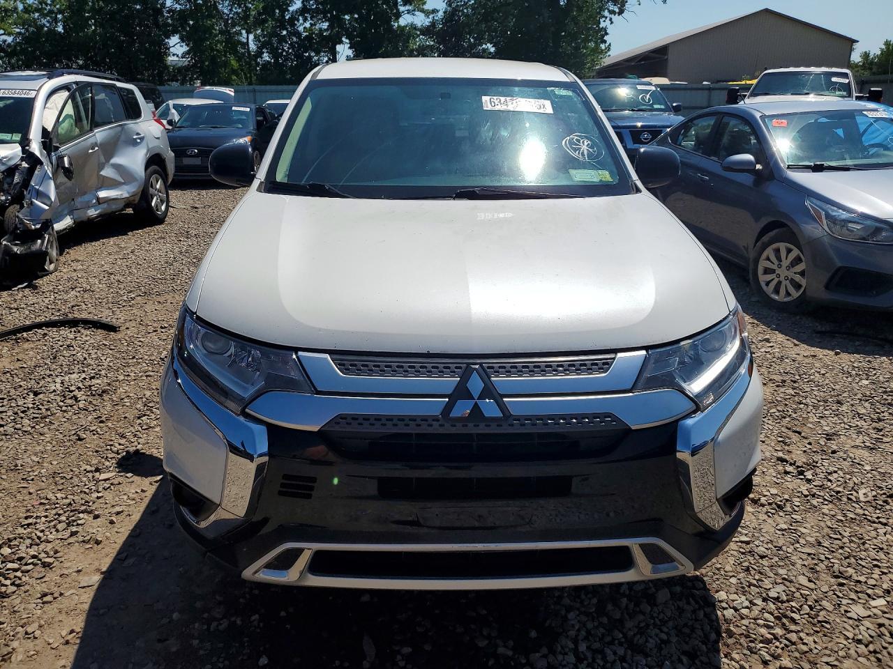 2020 MITSUBISHI OUTLANDER SE — Фото 5 из 13