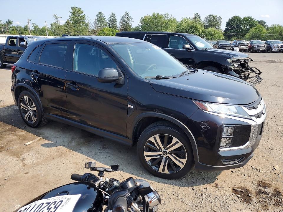 2020 MITSUBISHI OUTLANDER SPORT ES — Фото 4 из 13