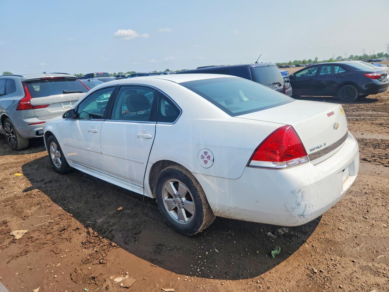2010 CHEVROLET IMPALA LT — Фото 2 из 12