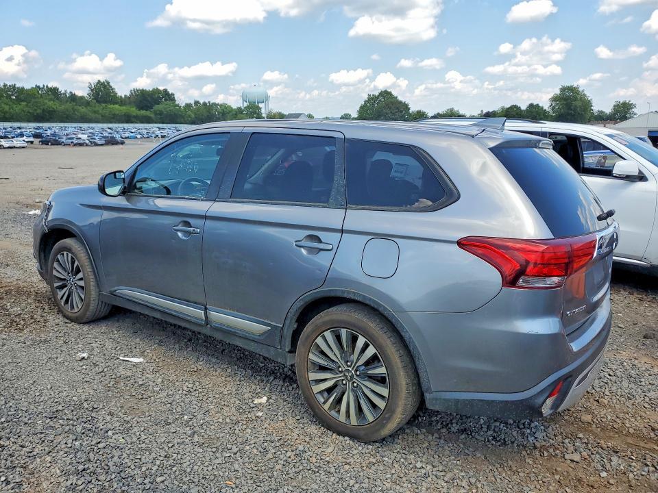 2020 MITSUBISHI OUTLANDER ES — Фото 2 из 13