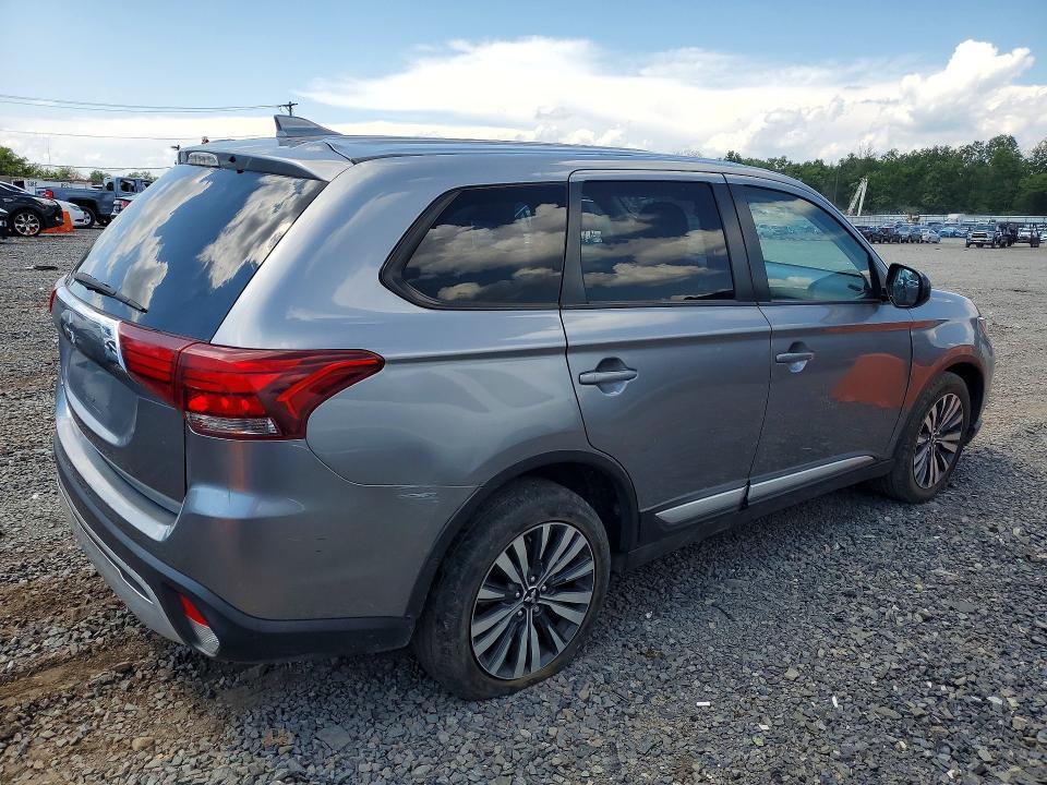 2020 MITSUBISHI OUTLANDER ES — Фото 3 из 13