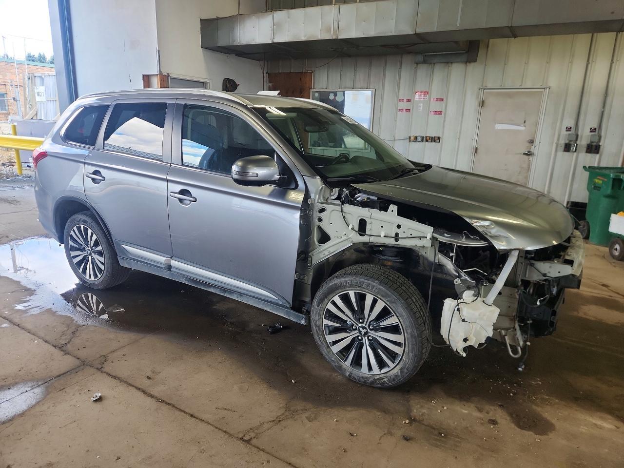2020 MITSUBISHI OUTLANDER SE — Фото 4 из 14