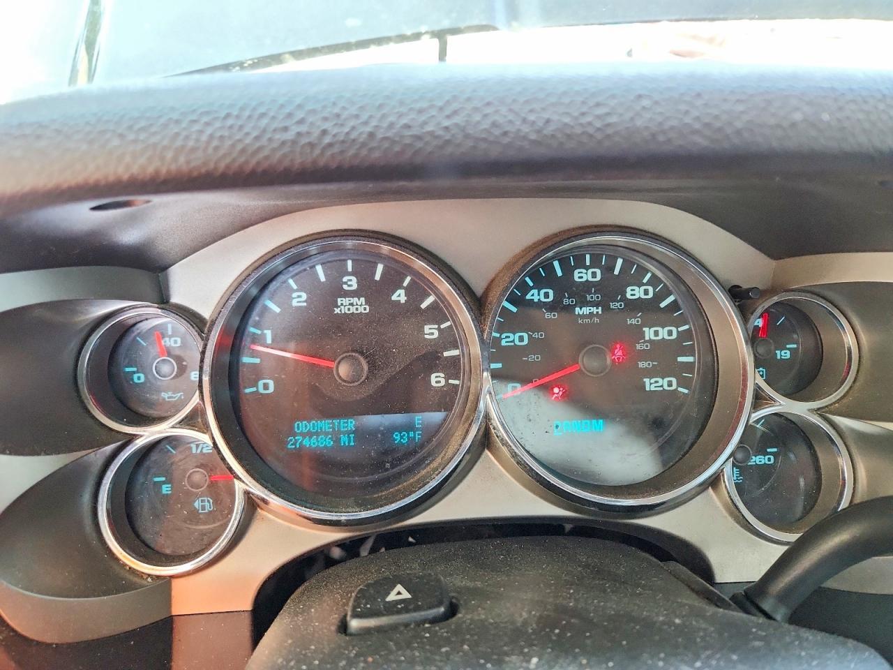 2010 CHEVROLET SILVERADO C1500 LT — Фото 9 из 13